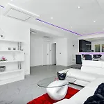 Penthouse Lush Makarska